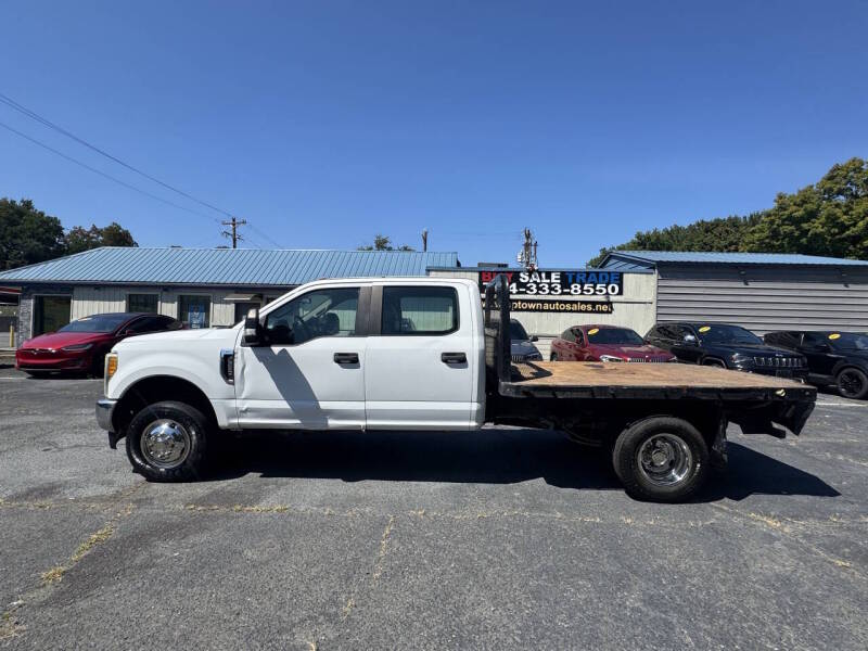 ford f-350 super duty chassis cab 2017 1FD8W3H67HEB67428 image ford f-350 super duty chassis cab 2017 1FD8W3H67HEB67428 image